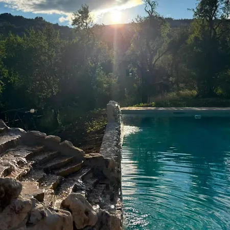 Casa de Férias Bungalov Saraievo
