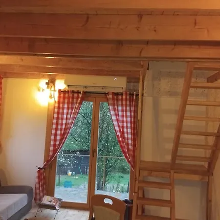 Bungalov *